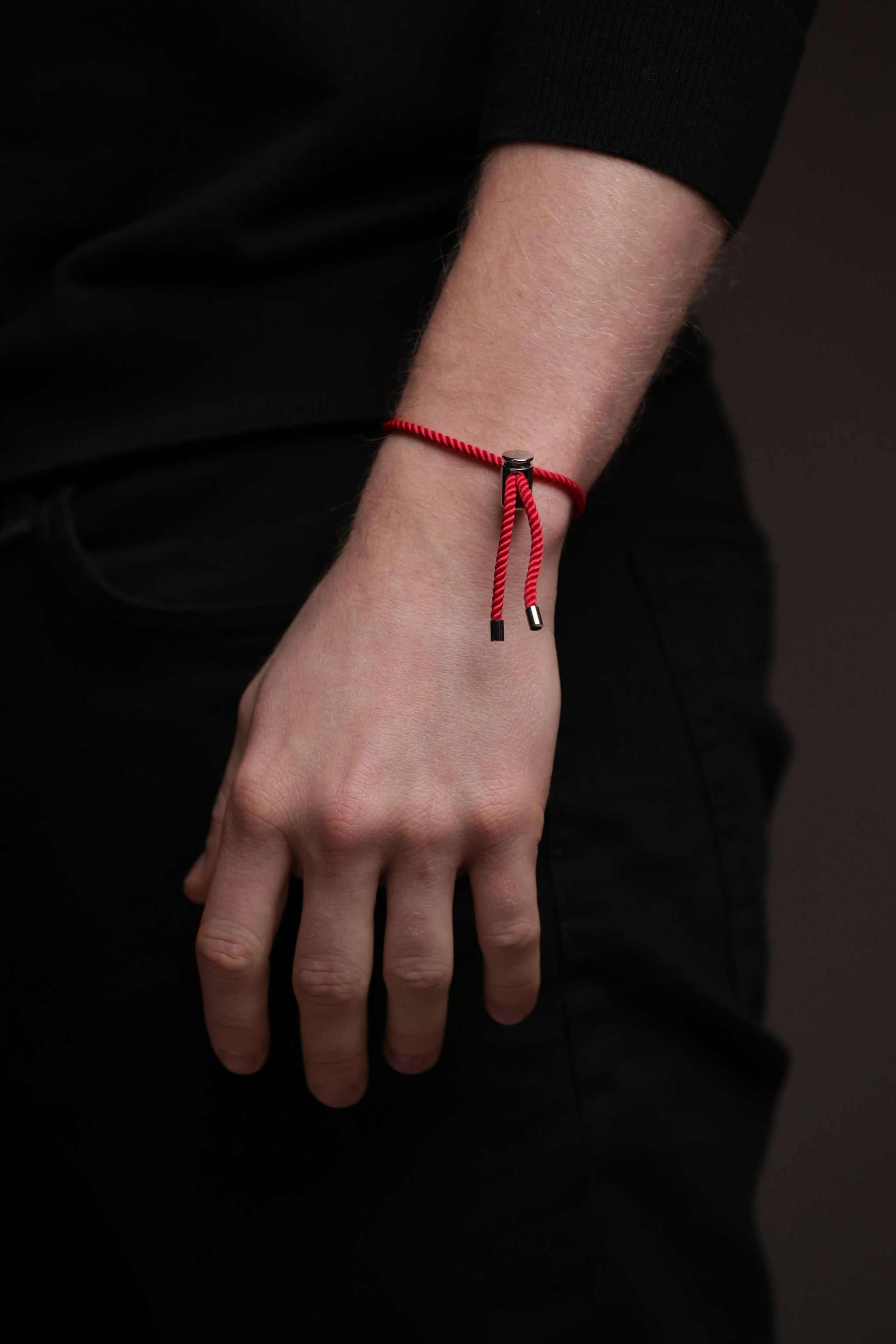 Kennett Vilamoura Adjustable Rope Toggle Bracelet – Rhodium Plated Stainless Steel & Nylon BraceletKennett Great Britain