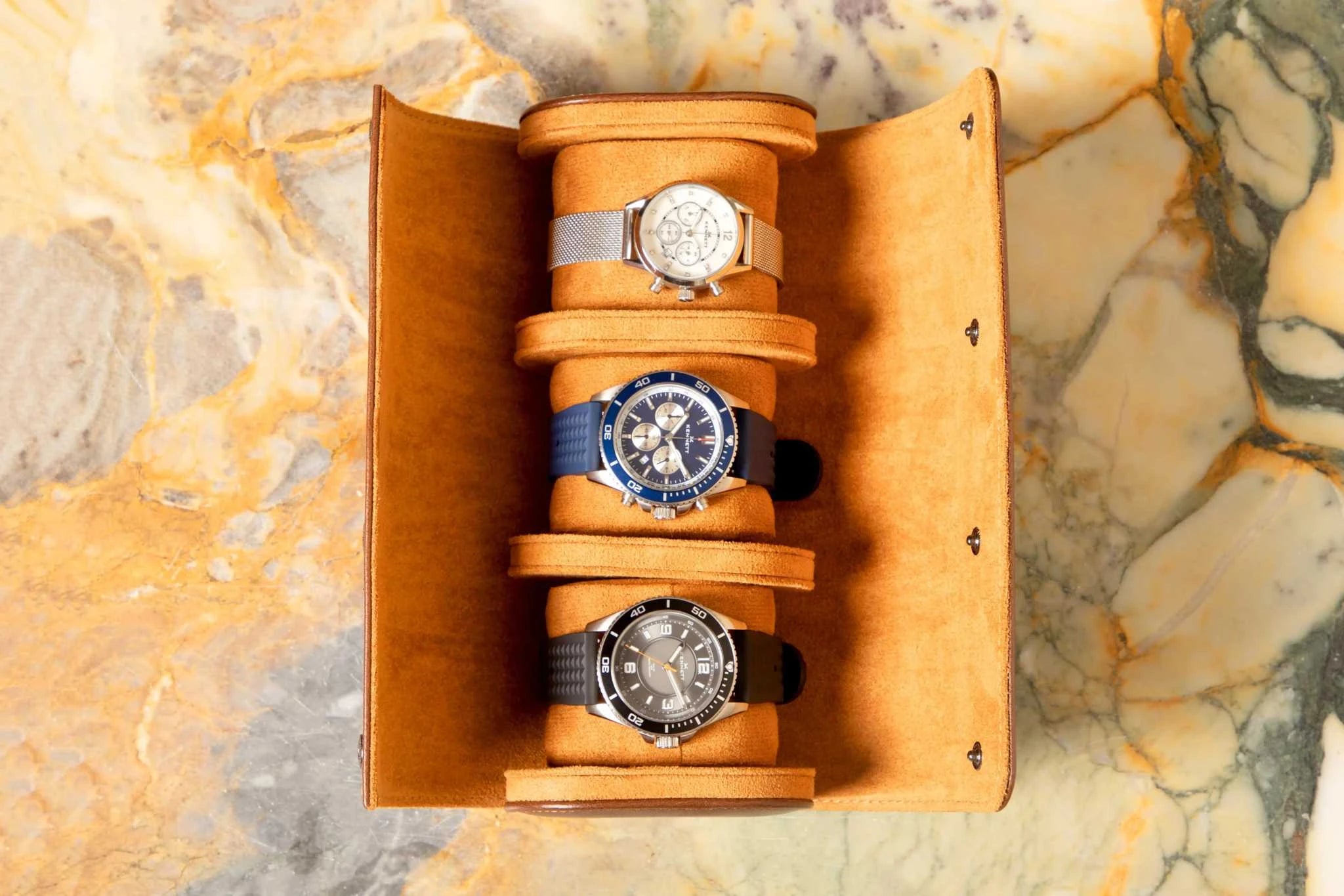 Brown Oiled Leather Watch Roll – Luxury Travel Case Kennett Great Britain