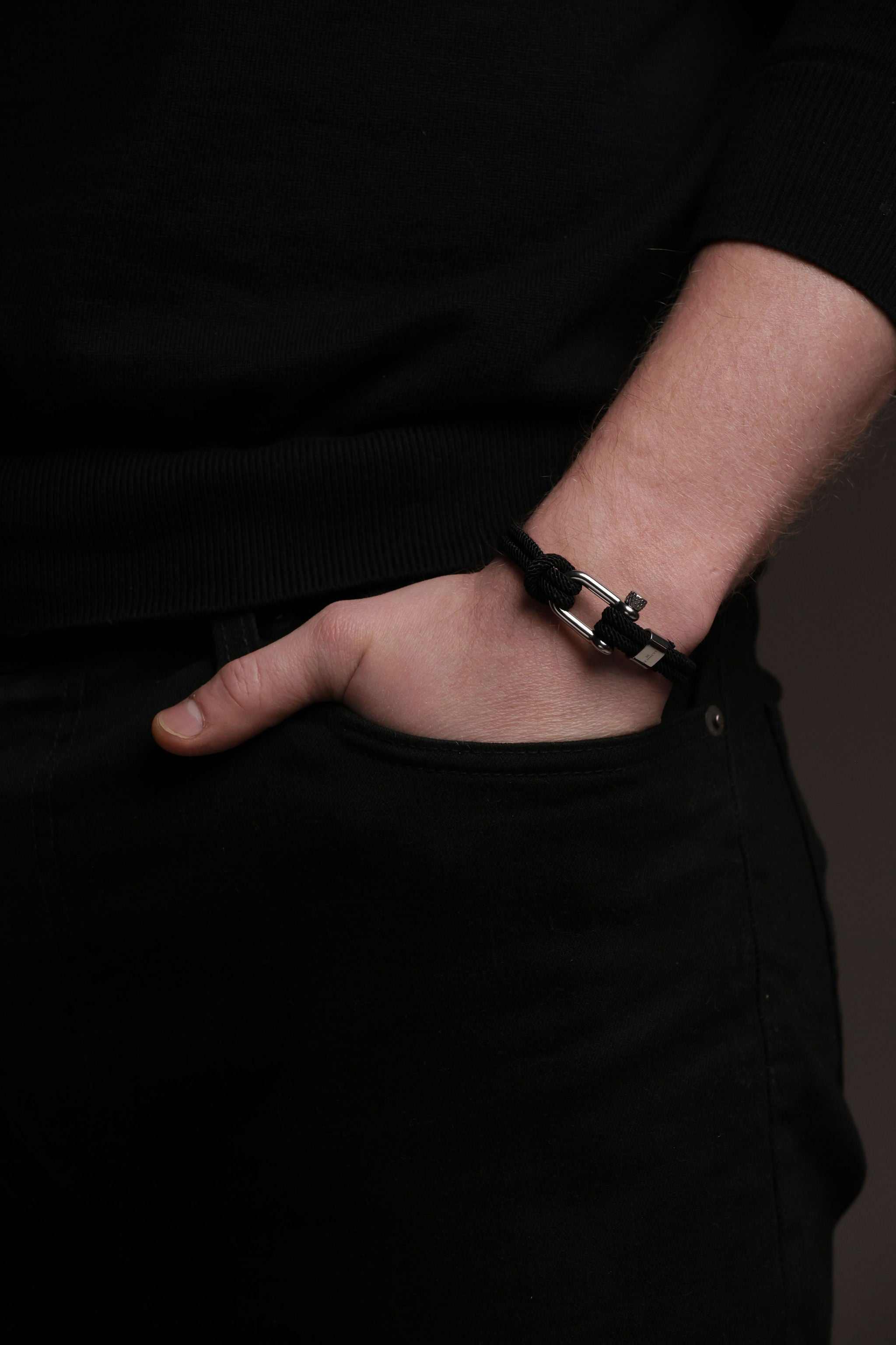 Kennett Regatta Bracelet – Nautical Shackle Cord Bracelet in Stainless Steel Kennett Great Britain