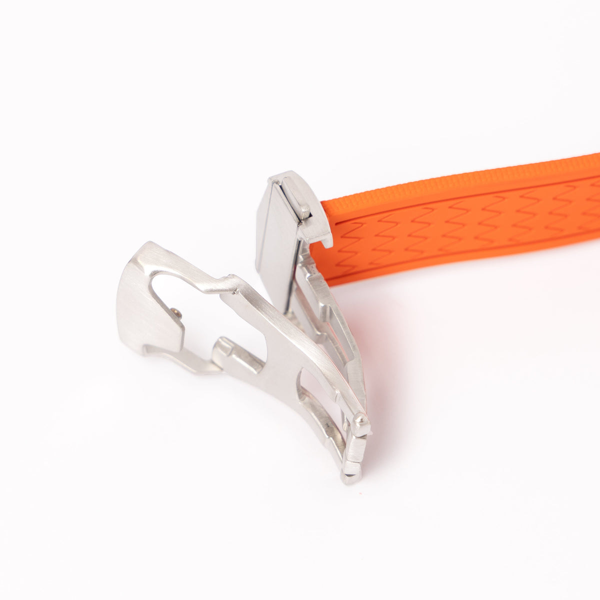Engraved Kennett folding clasp on 22mm sailcloth FKM rubber watch strap